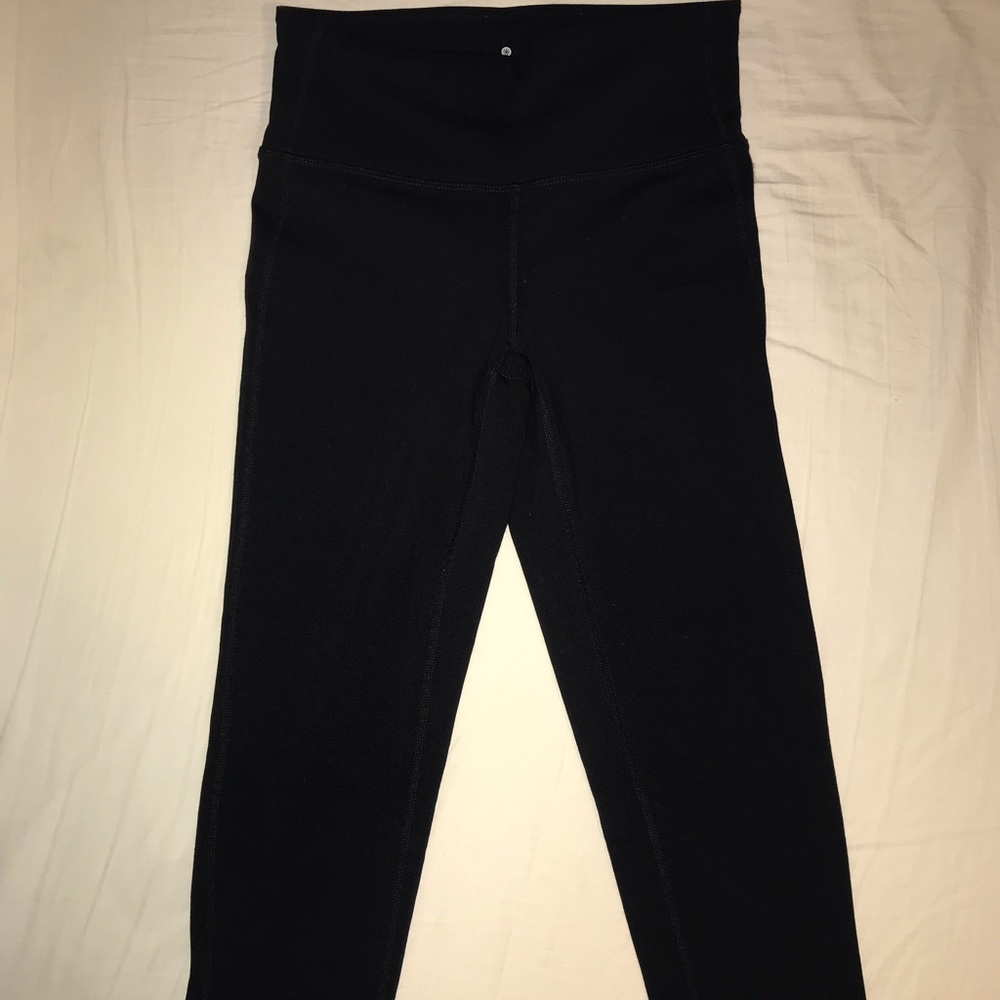 Athleta High Rise Chaturanga Capri 19”